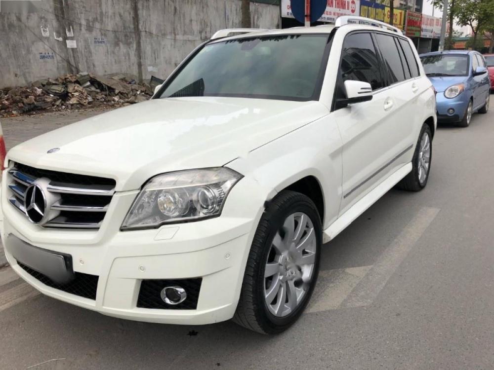 Mercedes-Benz CLK class 300 2010 - Bán Mercedes 300 đời 2010, màu trắng chính chủ giá cạnh tranh