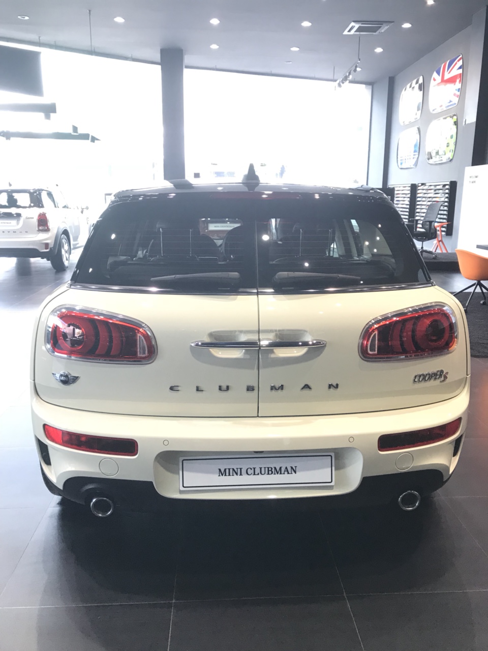 Mini Clubman Cooper S 2017 - Bán xe Mini Cooper SClubman 2.0 Twin Turbo, nhập khẩu nguyên chiếc giao xe ngay