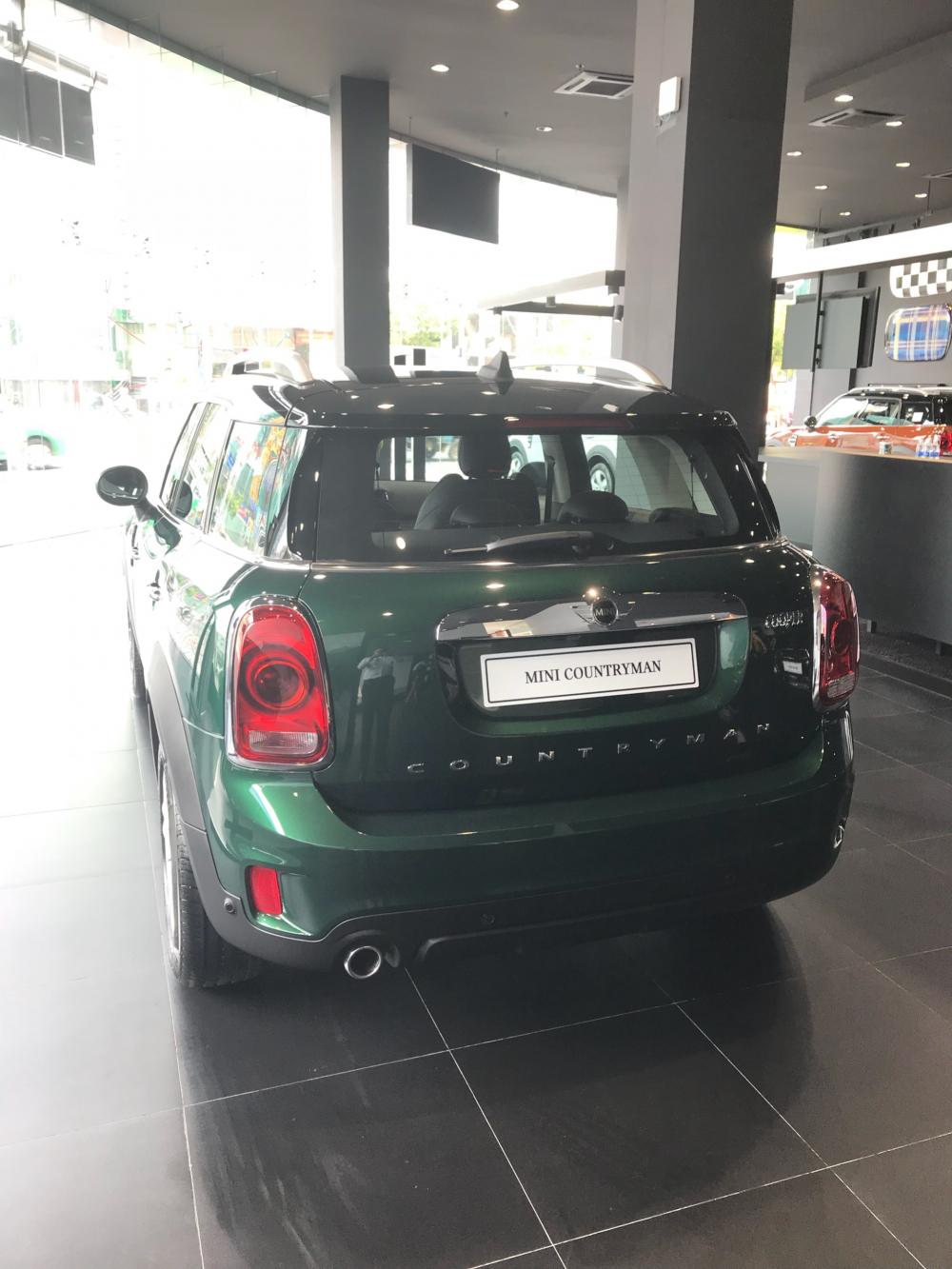 Mini Combi Cooper 2017 - Bán xe Mini Cooper Countryman 2017 1.5 Twin Turbo màu xanh lục, nhập khẩu 1 xe duy nhất