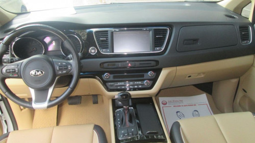 Kia Sedona  3.3 AT  2016 - Cần bán xe Kia Sedona 3.3 AT sản xuất năm 2016