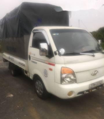 Hyundai Porter II 2004 - Bán Hyundai Porter II sản xuất năm 2004, màu trắng