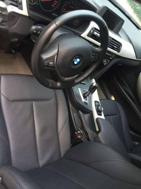 BMW 3 Series   320i 2015 - Bán xe BMW 3 Series 320i năm 2015, màu trắng 