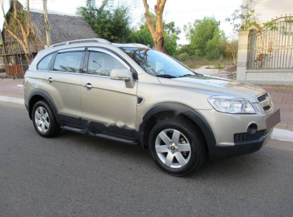 Chevrolet Captiva LTZ 2.4 AT 2007 - Bán Chevrolet Captiva LTZ 2.4 AT đời 2007, màu vàng cát