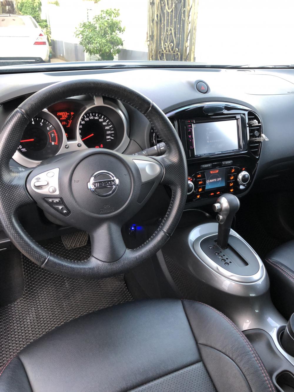 Nissan Juke 2014 - Bán Nissan Juke năm sản xuất 2014, màu đen, nhập khẩu, giá 810tr