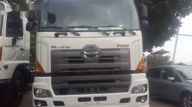 Hino 700 Series   2016 - Bán xe Hino 700 Series sản xuất năm 2016, màu trắng