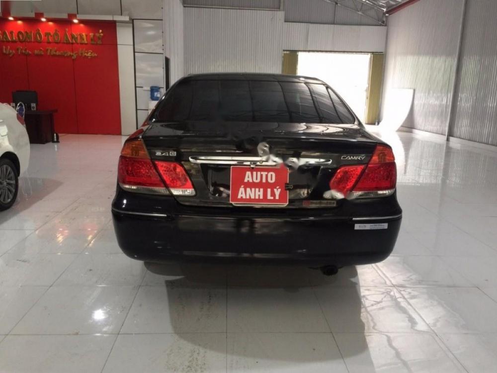 Toyota Camry 2.4G 2004 - Salon bán Toyota Camry G sản xuất 2004, màu đen