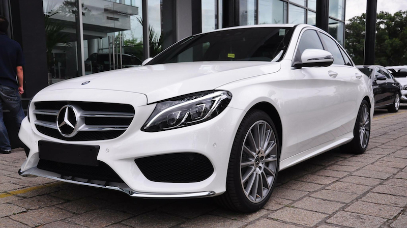 Mercedes-Benz C class C300 AMG 2017 - Bán ô tô Mercedes C300 AMG đời 2018, màu trắng, xe nhập