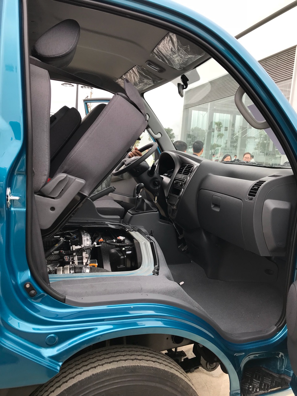Kia Frontier k200 2018 - Bán ô tô Kia K200 đời 2018, màu xanh lam, xe nhập, giá tôt nhất