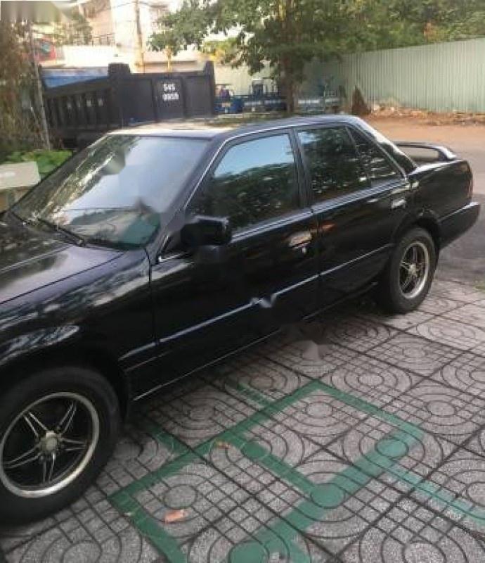 Nissan Stanza 1992 - Cần bán lại xe Nissan Stanza đời 1992, màu đen, xe nhập xe gia đình