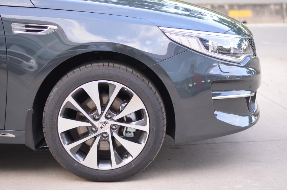 Kia Optima 2.0 AT 2018 - Bán Kia Optima 2018 chỉ từ 789tr, hỗ trợ vay đến 90% giá trị xe, có xe giao ngay