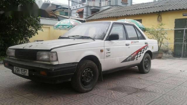 Ford Wind star 1983 - Cần bán xe Ford Wind star năm sản xuất 1983, màu trắng, giá tốt