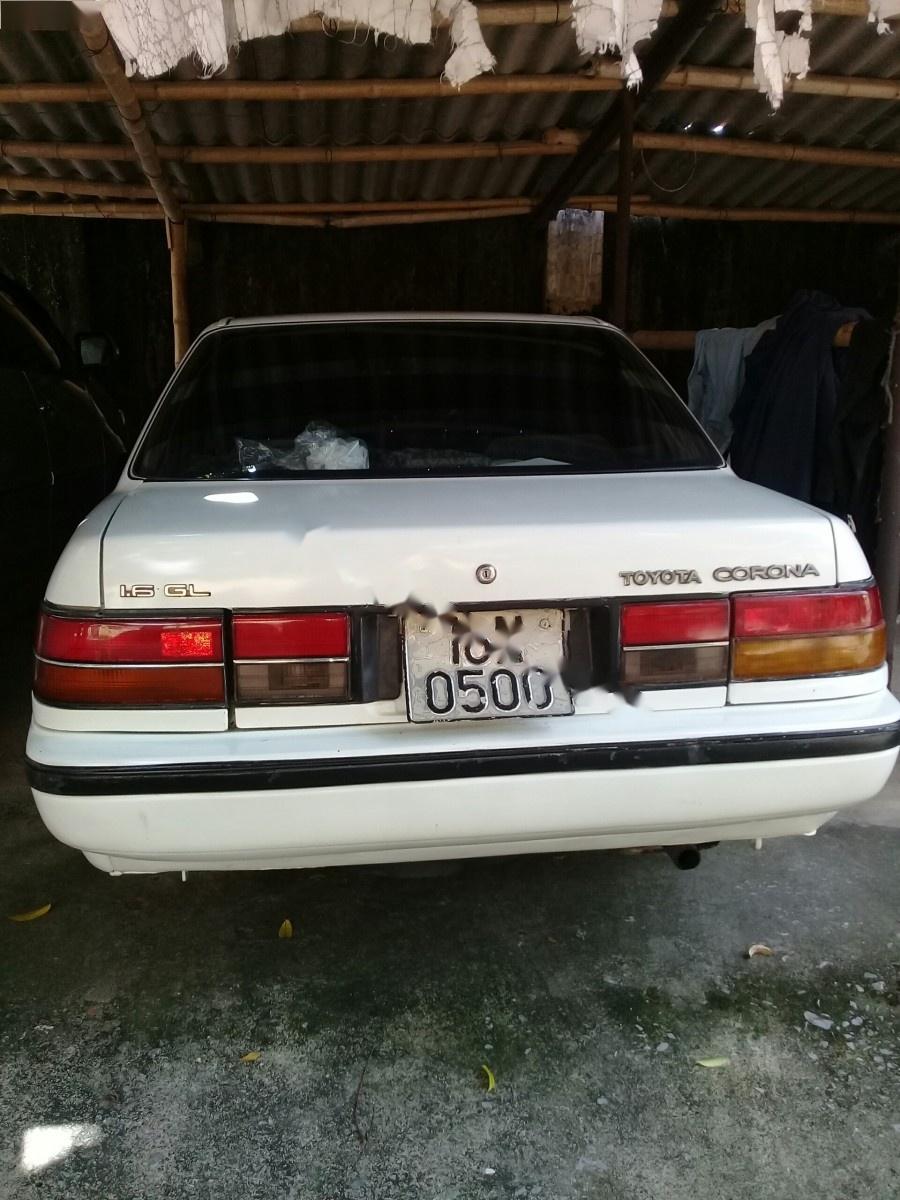 Toyota Corona GL 1990 - Cần bán xe Toyota Corona GL sản xuất 1990, màu trắng, nhập khẩu xe gia đình, giá 70tr