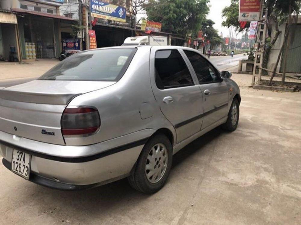 Fiat Siena 2001 - Cần bán Fiat Siena sản xuất năm 2001, màu bạc