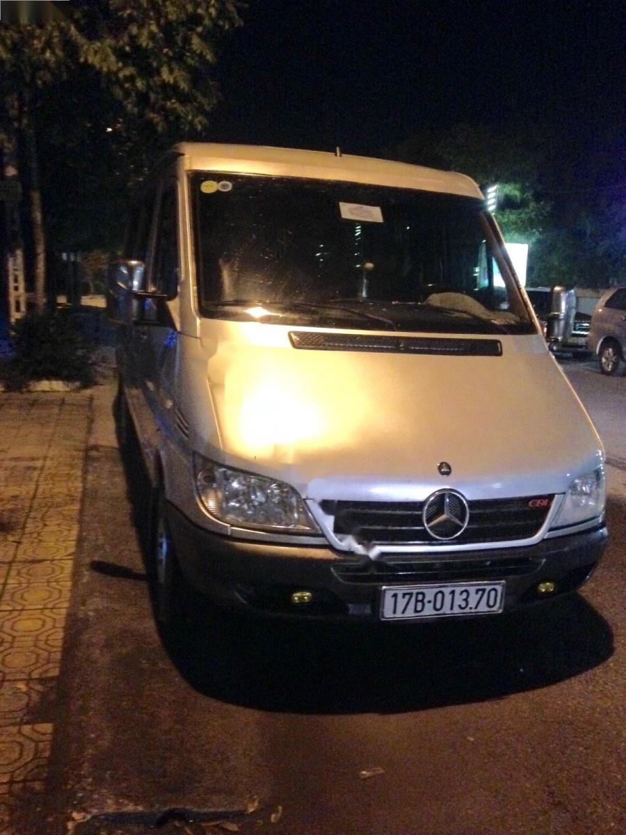 Mercedes-Benz Sprinter 2009 - Cần bán xe Mercedes Sprinter năm sản xuất 2009, màu bạc, 390 triệu