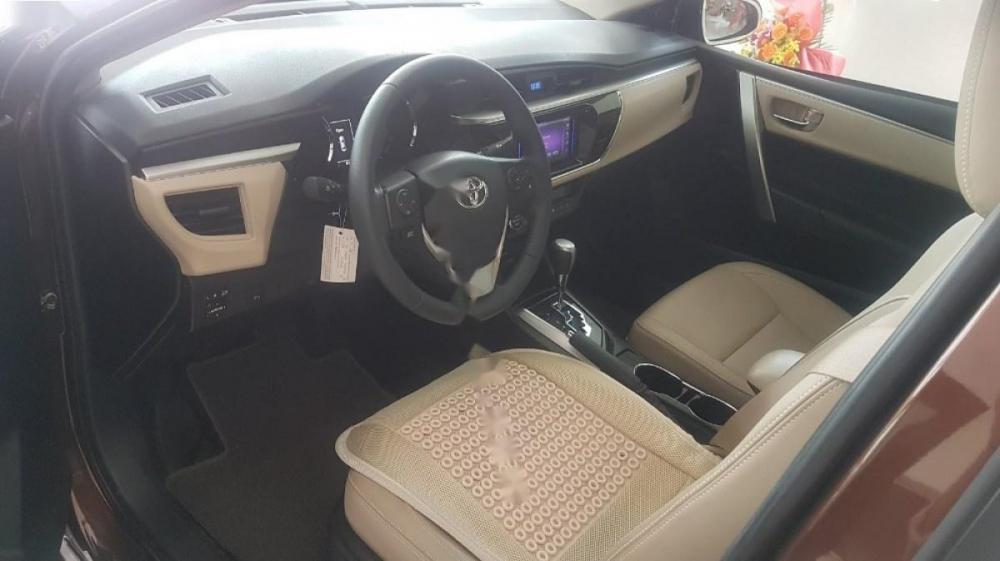 Toyota Corolla altis 2017 - Cần bán Toyota Corolla altis sản xuất năm 2017, màu nâu còn mới, giá 750tr