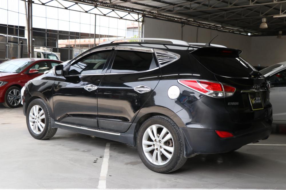 Kia Carens SX 2.0MT 2011 - Bán ô tô Kia Carens SX 2.0MT đời 2011, màu đen, giá chỉ 338 triệu