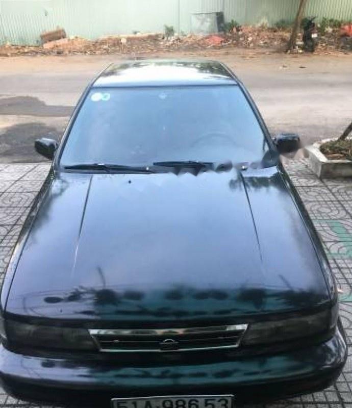 Nissan Stanza 1992 - Cần bán lại xe Nissan Stanza đời 1992, màu đen, xe nhập xe gia đình