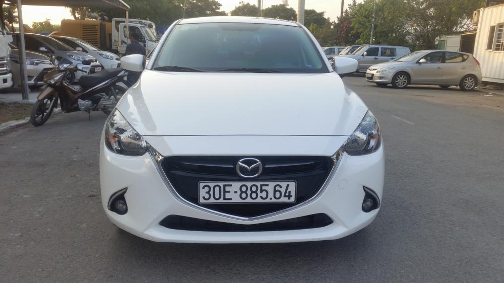 Mazda 2 1.5AT  2016 - Bán Mazda 2 1.5AT sedan sản xuất 2016, màu trắng