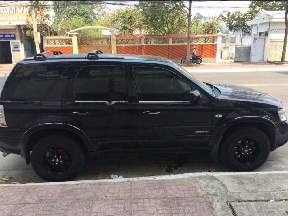 Ford Escape 2005 - Bán xe Ford Escape 2005, màu đen