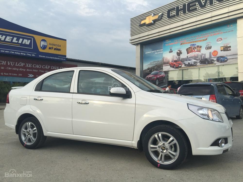 Chevrolet Aveo LT 2017 - Cần bán xe Chevrolet Aveo LT đời 2017, 459tr, hỗ trợ vay ngân hàng 80%, gọi Ms. Lam 0939183718