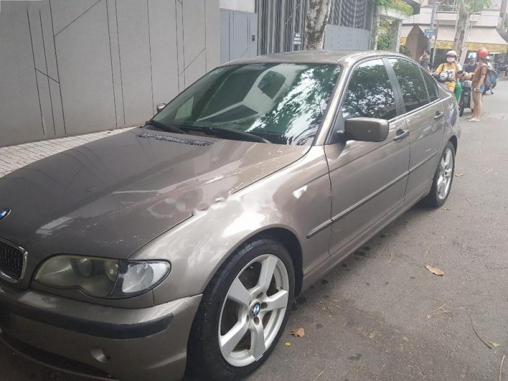 BMW 3 Series 318i 2002 - Cần bán gấp BMW 3 Series 318i sản xuất 2002, nhập khẩu, giá 205tr