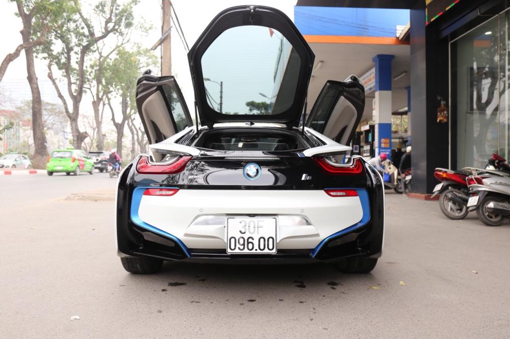 BMW VT340 2014 - Bán BMW i8 bản full 2015, màu trắng, nhập khẩu