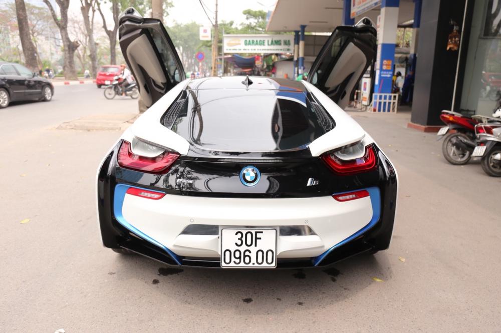 BMW VT340 2014 - Bán BMW i8 bản full 2015, màu trắng, nhập khẩu