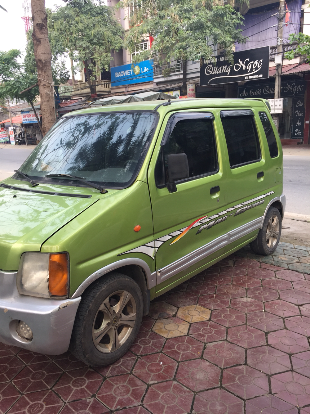 Suzuki Wagon R 2004 - Bán xe Suzuki Wagon R sản xuất 2004 màu xanh lục, giá 78 triệu, xe nhập