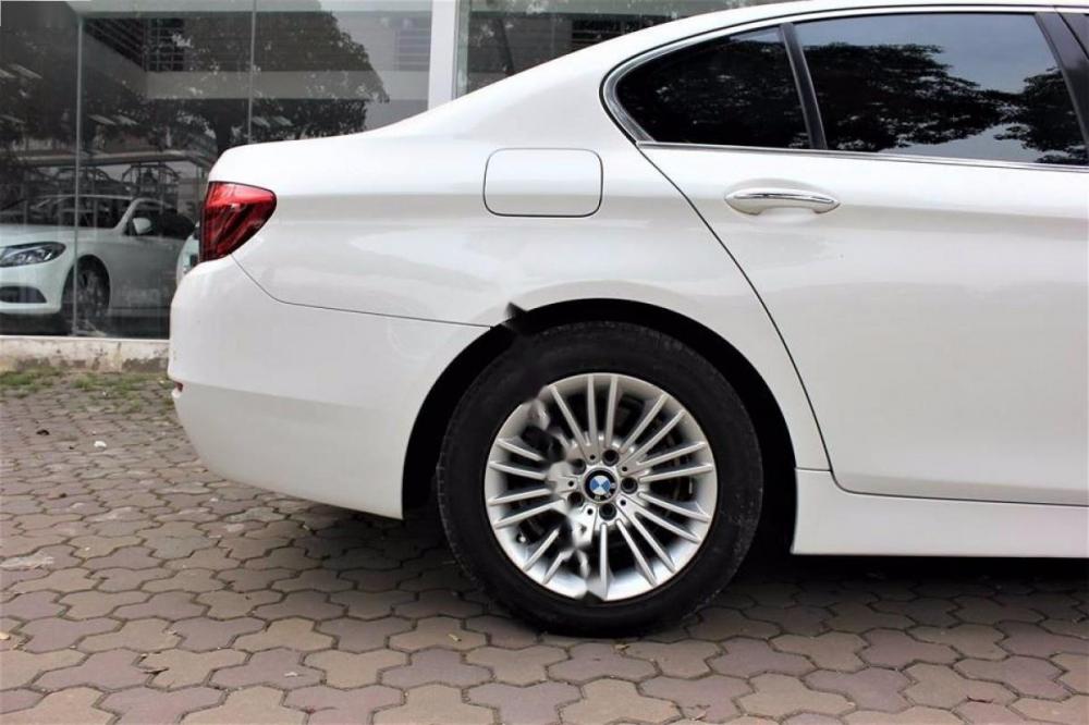 BMW 5 Series 520i 2015 - Cần bán xe BMW 5 Series 520i năm sản xuất 2015, màu trắng, nhập khẩu nguyên chiếc