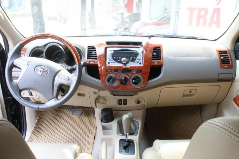 Toyota Fortuner SR5 2007 - Chính chủ bán Toyota Fortuner SR5 đời 2007, màu đen, xe nhập