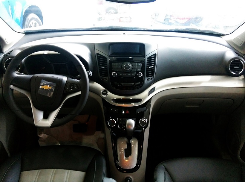 Chevrolet Orlando  LT 2018 - Bán xe Chevrolet Orlando giảm ngay 15 triệu, 10% nhận xe về nhà