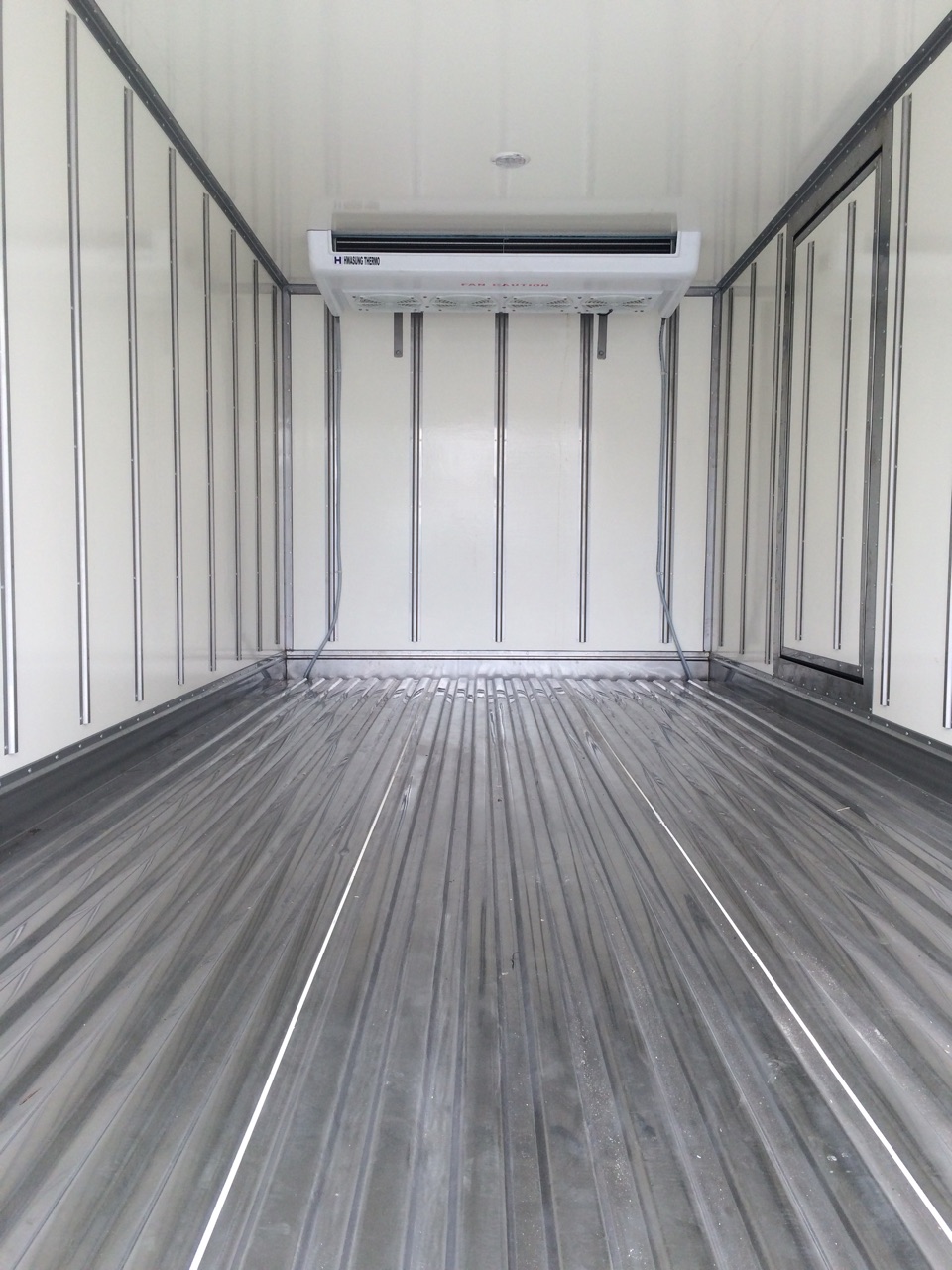 Xe tải 1,5 tấn - dưới 2,5 tấn 2018 - Bán xe tải đông lạnh 1,5 tấn giá 430 triệu