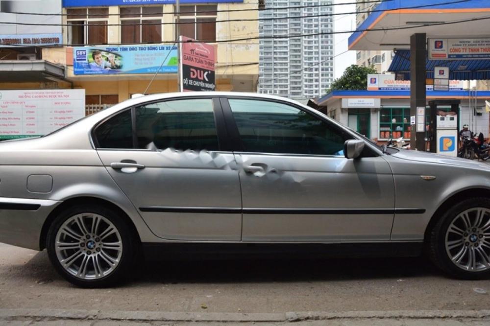 BMW 3 Series 328i 2004 - Cần bán gấp BMW 3 Series 328i đời 2004, màu bạc chính chủ