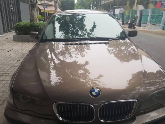 BMW 3 Series  318i  2002 - Bán BMW 3 Series 318i sản xuất 2002, màu nâu, xe nhập chính chủ