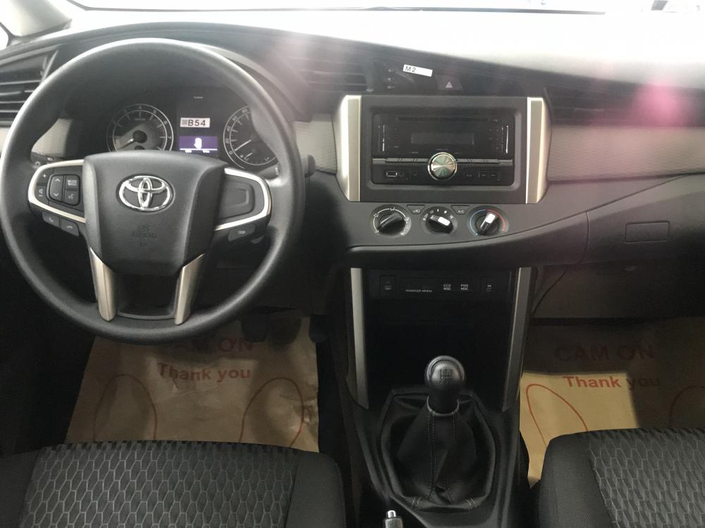 Toyota Innova E 2018 - Bán xe Innova E 2018 giá 653tr (chưa VAT), LH ngay nhận giá tốt 0937589293 - Phúc