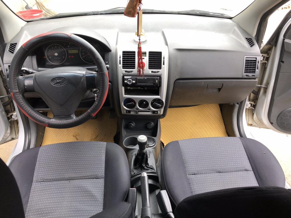 Hyundai Getz 1.1MT 2010 - Cần bán xe Hyundai Getz 1.1MT đời 2010, màu bạc, xe nhập, giá tốt