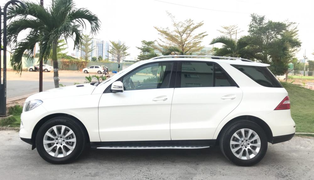 Mercedes-Benz ML Class 250 CDi 2013 - Bán Mercedes Benz ML250 CDi sản xuất 2013 ĐKLĐ 2/2015, màu trắng, xe nhập