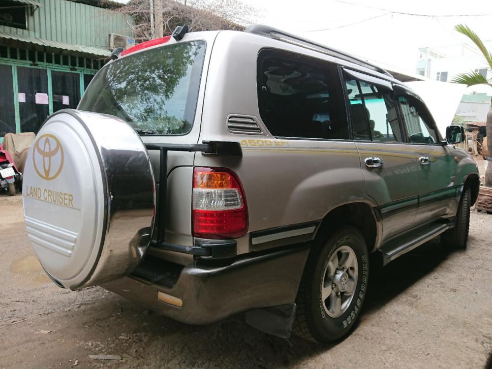 Toyota Land Cruiser 2000 - Bán Toyota Land Cruiser sản xuất 2000, màu phấn hồng, xe nhập, giá chỉ 380 triệu