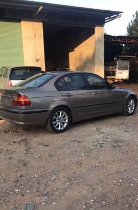 BMW 3 Series 318i 2003 - Bán BMW 3 Series 318i đời 2003, màu nâu  