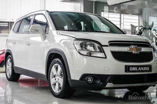 Chevrolet Orlando 2018 - Bán Chevrolet Orlando năm sản xuất 2018, màu trắng, giá chỉ 579 triệu