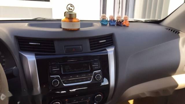 Nissan Navara Np 300 2018 - Bán xe Nissan Navara Np 300 đời 2018, màu trắng chính chủ