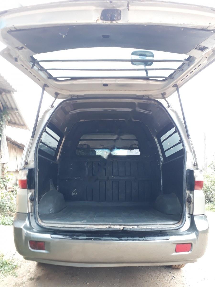 Hyundai Starex Van 2.5 MT 2005 - Cần bán lại xe Hyundai Starex Van 2.5 MT đời 2005, màu bạc, nhập khẩu