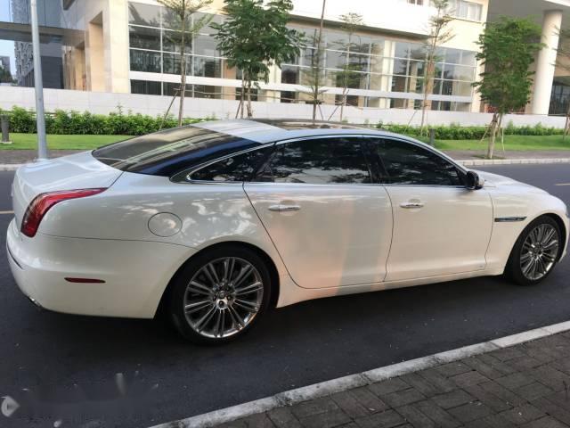 Jaguar XJL 2011 - Bán Jaguar XJL sản xuất năm 2011, màu trắng, nhập khẩu xe gia đình