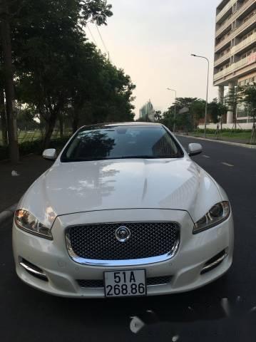 Jaguar XJL 2011 - Bán Jaguar XJL sản xuất năm 2011, màu trắng, nhập khẩu xe gia đình