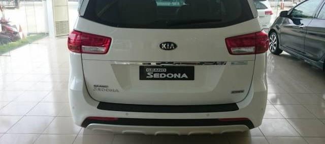 Kia Sedona     2018 - Bán Kia Sedona đời 2018, màu trắng