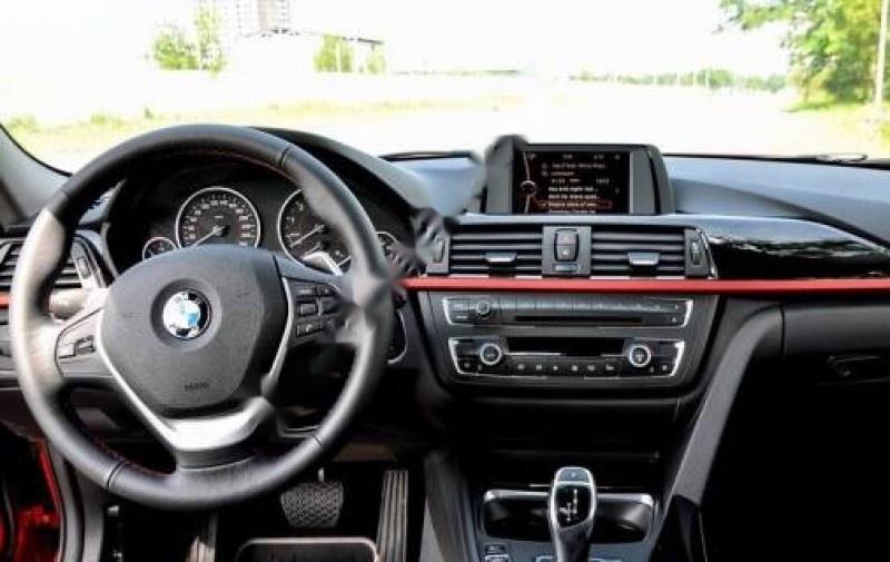 BMW 3 Series 320i 2012 - Cần bán lại xe BMW 3 Series 320i 2012, màu xám, nhập khẩu nguyên chiếc, giá 826tr