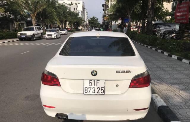 BMW 5 Series  525i 2004 - Bán BMW 5 Series 525i đời 2005, màu trắng