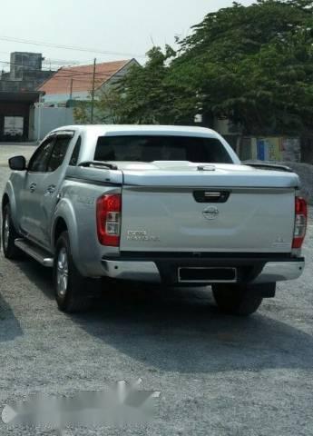 Nissan Navara  NP300 2016 - Bán xe Nissan Navara NP300 năm 2016, màu bạc