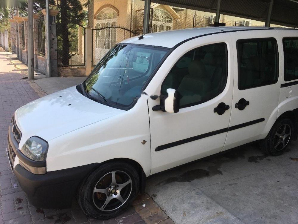 Fiat Doblo 2003 - Bán Fiat Doblo năm 2003, màu trắng xe gia đình