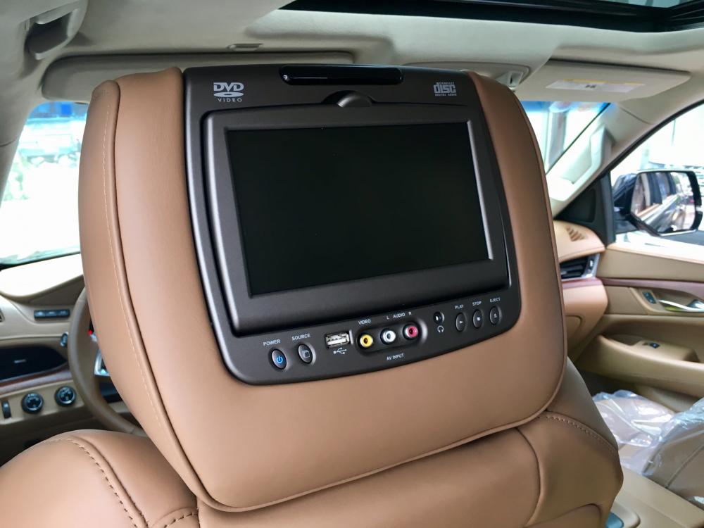 Cadillac Escalade Platinum 2016 - Cần bán Cadillac Escalade Platinum, màu đen, nhập khẩu nguyên chiếc, đã qua sử dụng giá tốt